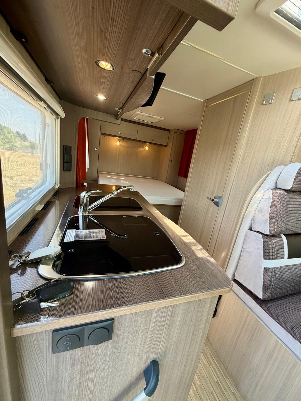 Autocaravana Dethleffs Globe S T685 2014 en venta
